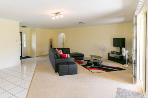 Cozy Family Holiday House - Accommodation Europe 3