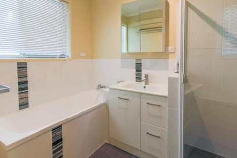 Hibiscus Holiday Home - Events Australia 5