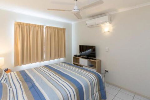 Comfy & Cosy Ground Floor Unit - Accommodation Europe 6