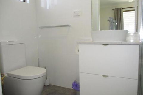 Upstairs & Downstairs 81 Denman Camp Rd - Accommodation Europe 3