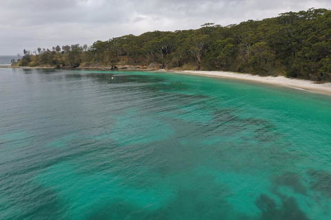 JUST 4 YOU! Amazing Sea Views WIFI Fullly Air Conditioned King Bed - Events Australia 1