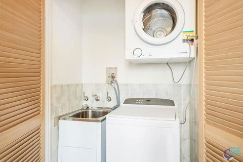 Pacific Pines Unit 6 - Events Australia 1