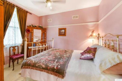 Lovel Cottage - Events Australia 5