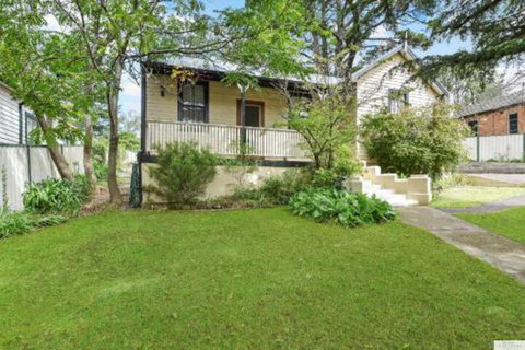 Lovel Cottage - Events Australia 6