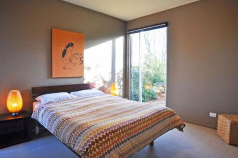 THE Lake House - Surf Side - Events Australia 5