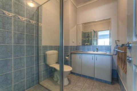 Ningaloo Breeze Villa 4 3 Bedroom Fully Self Contained Holiday Accommodation - Events Australia 5