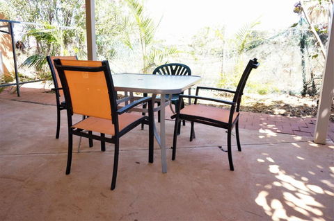 Ningaloo Breeze Villa 3 3 Bedroom Fully Self Contained Holiday Accommodation - Events Australia 7