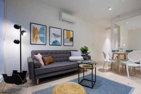 Stylish Luxurious Convenience At South Yarra Melbourne - Tourism Bookings 1