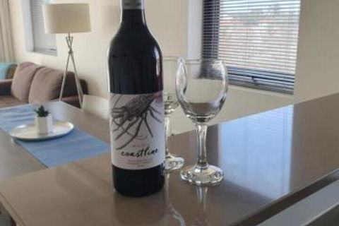 Oceanic Apartment - Events Australia 7