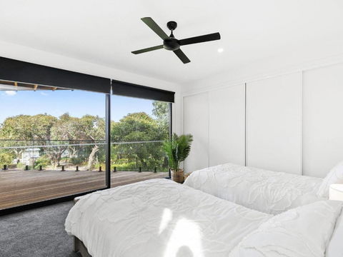 POINT BREAK NEW LISTING 2019 - Events Australia 5