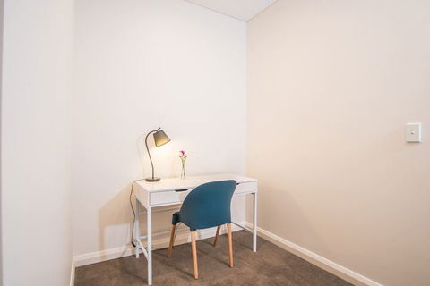 Refreshing 2bed2bath APT In Up&coming Liverpool - Accommodation Europe 4