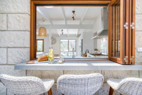 Sorrento Beauty With Sparkling Pool - Events Australia 7