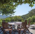 Taliesin Beautiful 4 bedroom home with amazing views - Events Australia