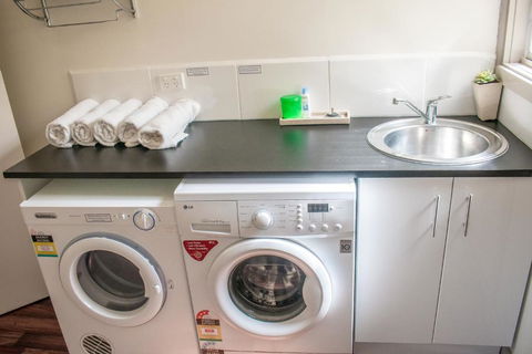 Russell Falls Holiday Cottages - Events Australia 3