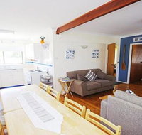 Culburra Sea Stay beach  shop an easy walk - Events Australia