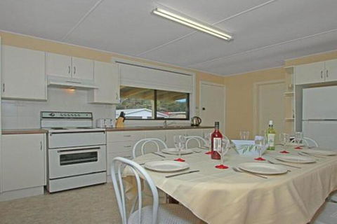 Ohio One Street Back From Beach Access - Events Australia 7