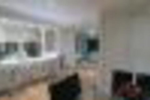 Skymirror Villa - Events Australia 4