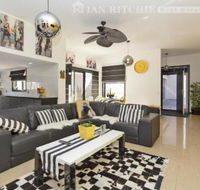 Marilyns Place Private  Spacious  Central - Tourism Bookings