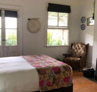 The Residence Stylish Comfort with Fireplace - Events Australia