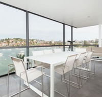 Harbour Front Single Level Apartment - Accommodation Europe