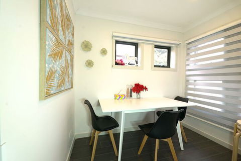 A Cozy 3BRM House At Doncaster - Events Australia 6