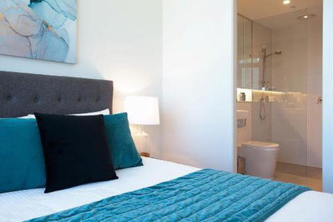 CITY HIGH Hosted By: LAbode Accommodation - Tourism Bookings 2