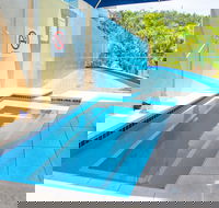 Spacious Tropical Sanctuary Ocean views - Events Australia