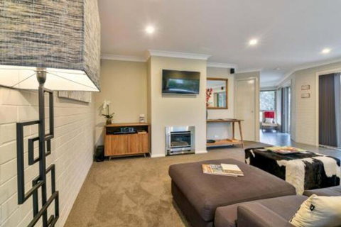 Lakeview Luxury Retreat - Events Australia 2
