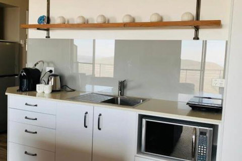 The Silvermoon Villa Private Villa - Events Australia 4