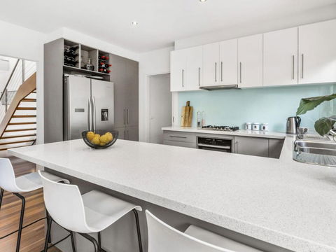 BANGALOW MORNINGTON - Accommodation Europe 1