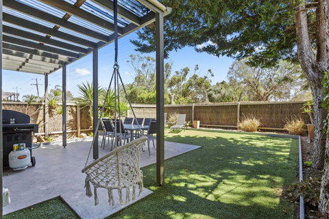 CAPELS REST CAPEL SOUND - Events Australia 4