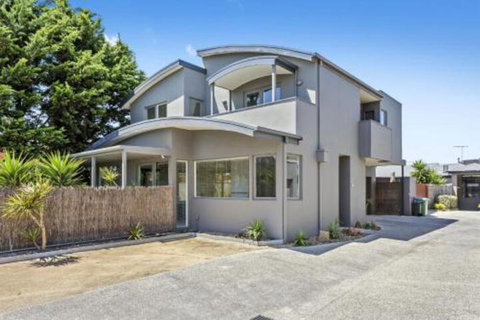 CAPELS REST CAPEL SOUND - Events Australia 0