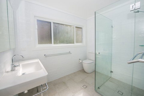 Fingal Bay Beach House 32 Lentara Street - Events Australia 4