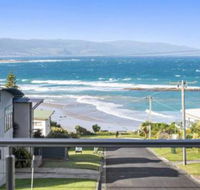 SEA SPECTACULAR seconds from the beach - Events Australia