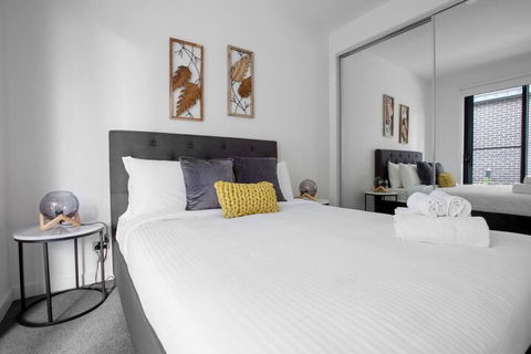 Elegant Stylish Living@mooneeponds Wifi/parking - Events Australia 5
