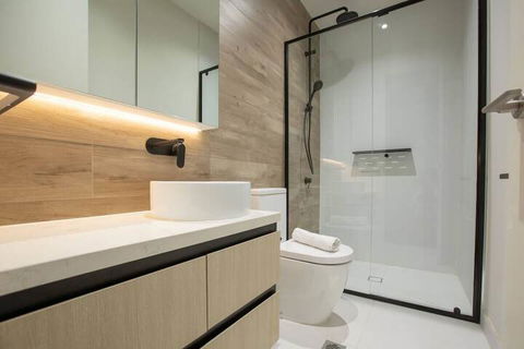 Delightful Townhouse Stay@moonee Ponds + Parking - Events Australia 7