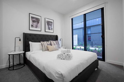 Delightful Townhouse Stay@moonee Ponds + Parking - Events Australia 5