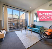 Floral on Frew Heart of the CBD Wifi Netflix - Events Australia