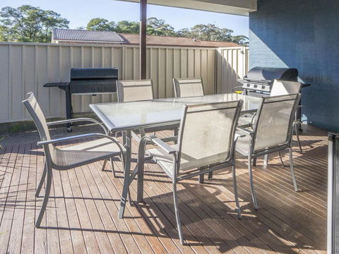 Conley Ave 8 Pet Friendly OUTSIDE Only - Accommodation Europe 2