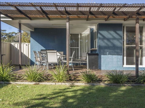 Conley Ave 8 Pet Friendly OUTSIDE Only - Accommodation Europe 1