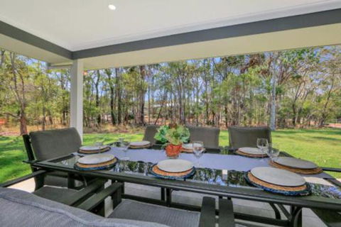 Hamptons At The Point - Accommodation Europe 2