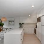BEAUTIFULLY RENOVATED OCEANSIDE APARTMENT Lamer 9 - Events Australia 0
