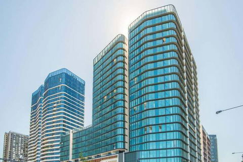Stunning Waterview Stylish Waterfront Apt In WWP - Accommodation Europe 1