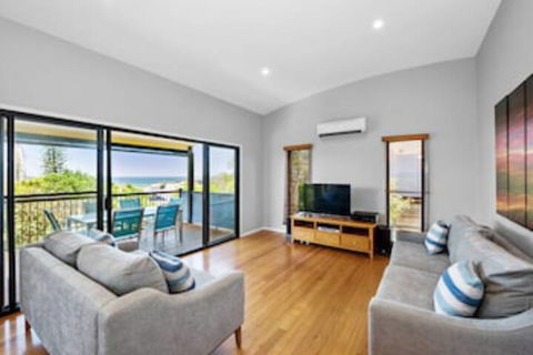 40 Jacana Street, Peregian Beach - Events Australia 0