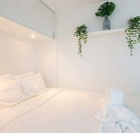 Bright 1 Bedroom Studio With Amazing City Views - Tourism Bookings