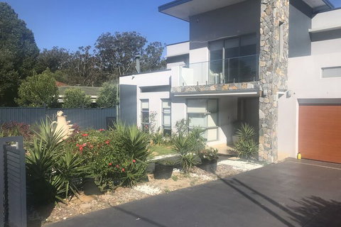 Luxury Big House Cinema Pool Many Guests - Events Australia 3