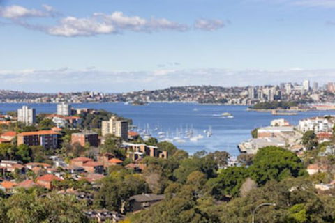 2 Bdrm North Sydney With Harbour Views - Tourism Bookings 0