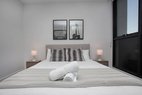 Chocolate Taste Apartment In Parkville - Events Australia 5