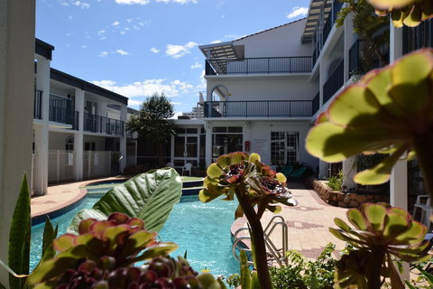 West Beach Lagoon 206, Sleeps 3 - Events Australia 3