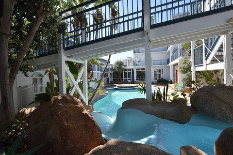 West Beach Lagoon 206, Sleeps 3 - Events Australia 6
